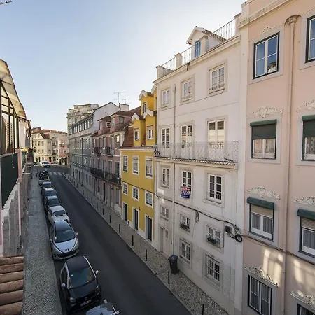 Traditional Duplex With Terrace In Principe Real דירה *