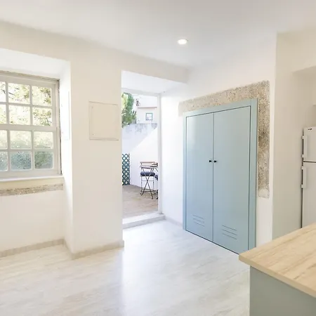 Traditional Duplex With Terrace In Principe Real ליסבון