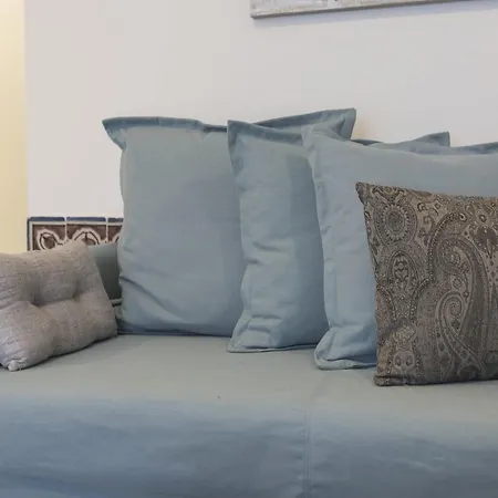 Traditional Duplex With Terrace In Principe Real דירה ליסבון