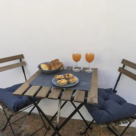 Traditional Duplex With Terrace In Principe Real Appartement